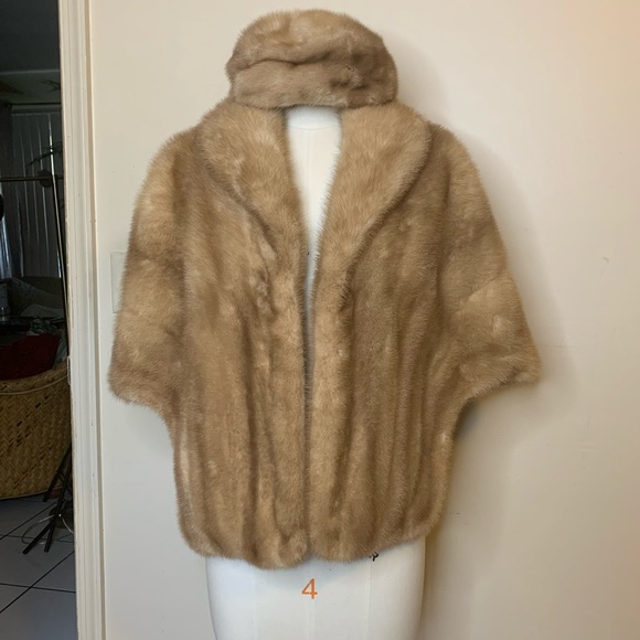 Real Mink Henri Kessler Jacket with Matching Hat - Picture 2 of 8